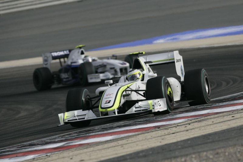 04GPF1Bahrain7539.jpg