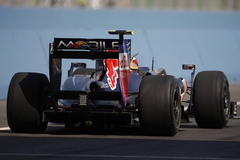 Vettel_2009_Valencia_02.jpg